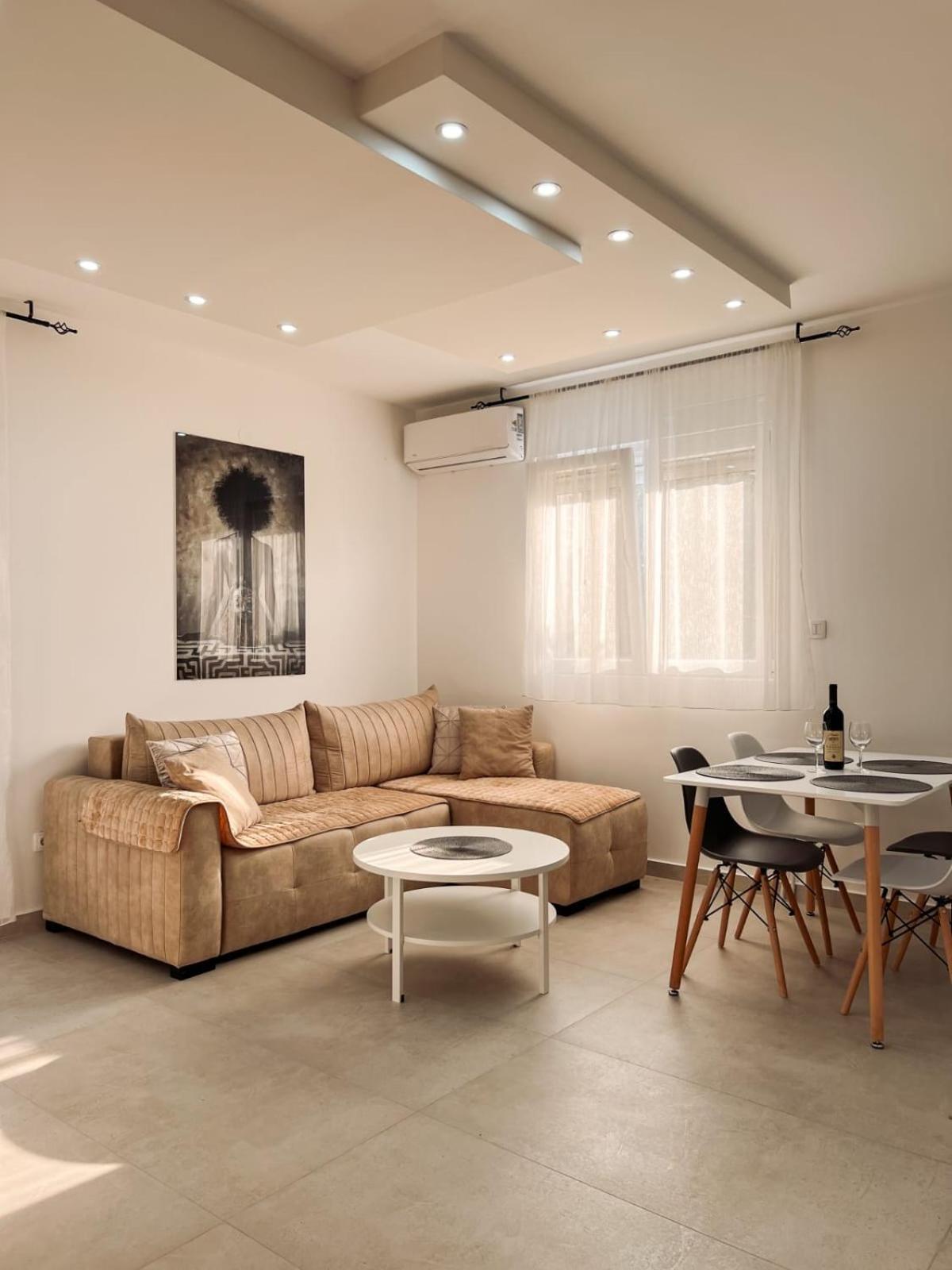 M&N Residence Tivat Phòng bức ảnh
