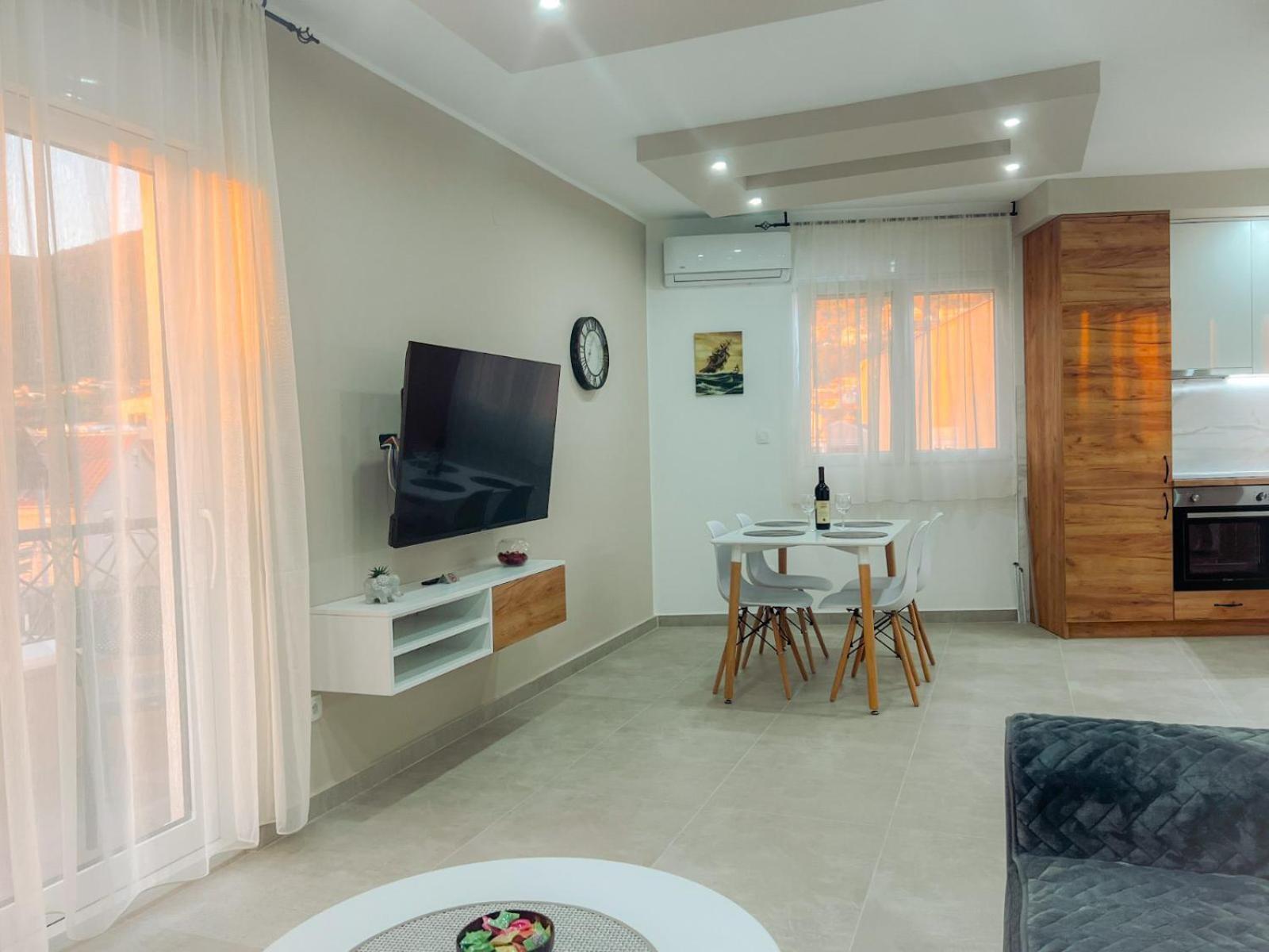 M&N Residence Tivat Phòng bức ảnh