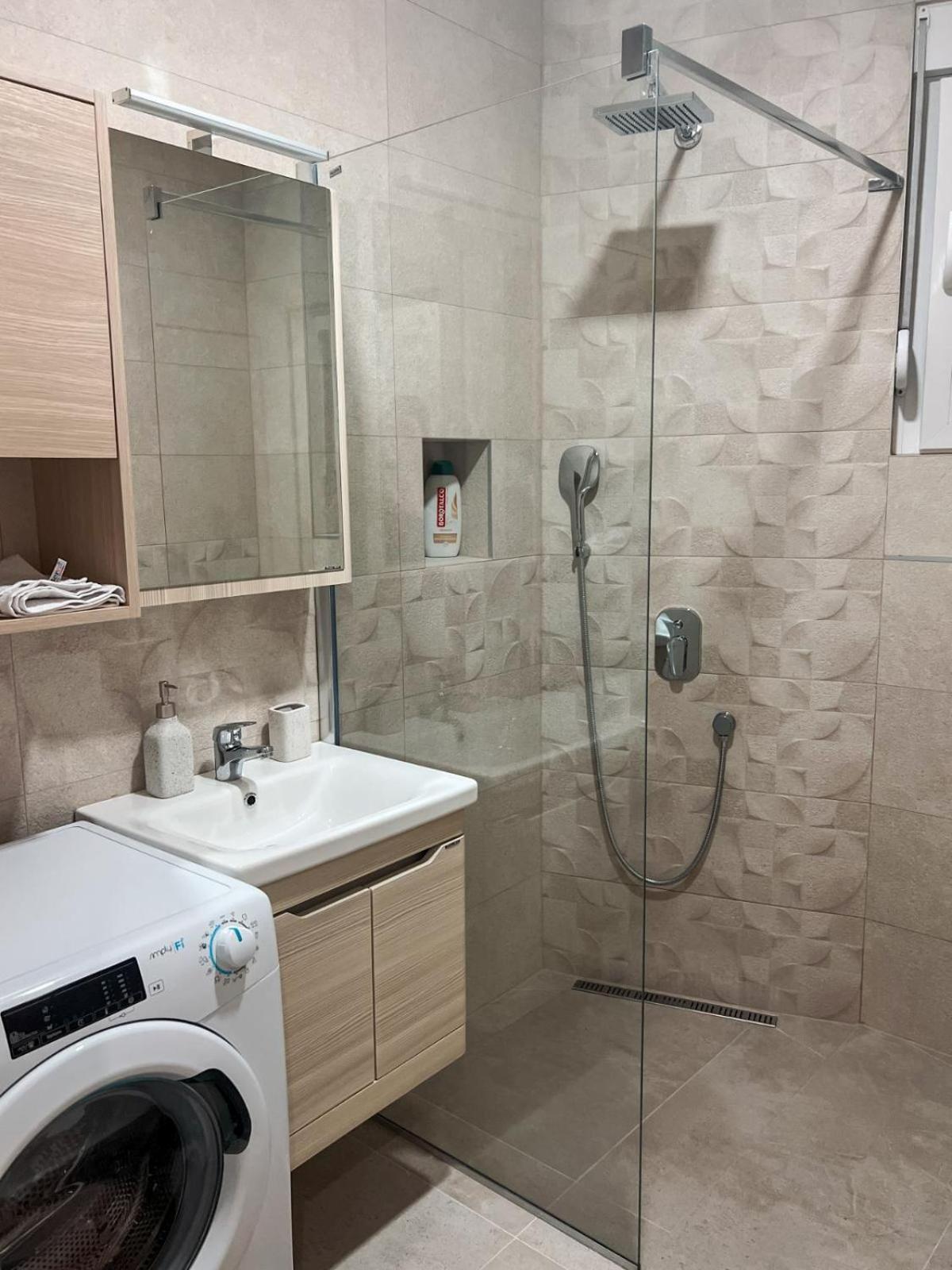 M&N Residence Tivat Phòng bức ảnh